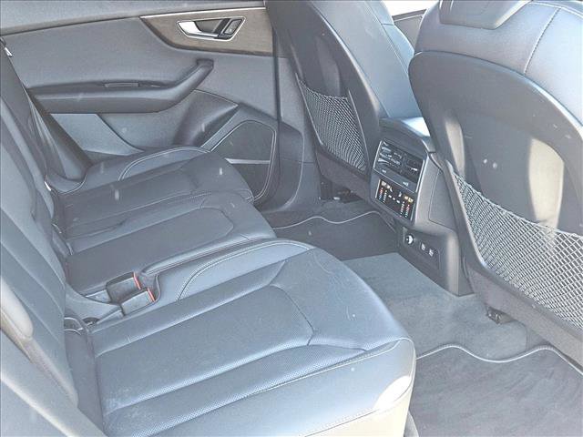 Used 2019 Audi Q8 Premium Plus w/ Premium Plus image 26