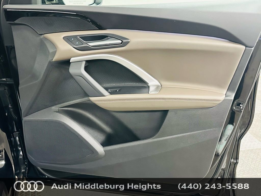 Certified 2025 Audi Q5 Premium w/ Convenience Package image 28