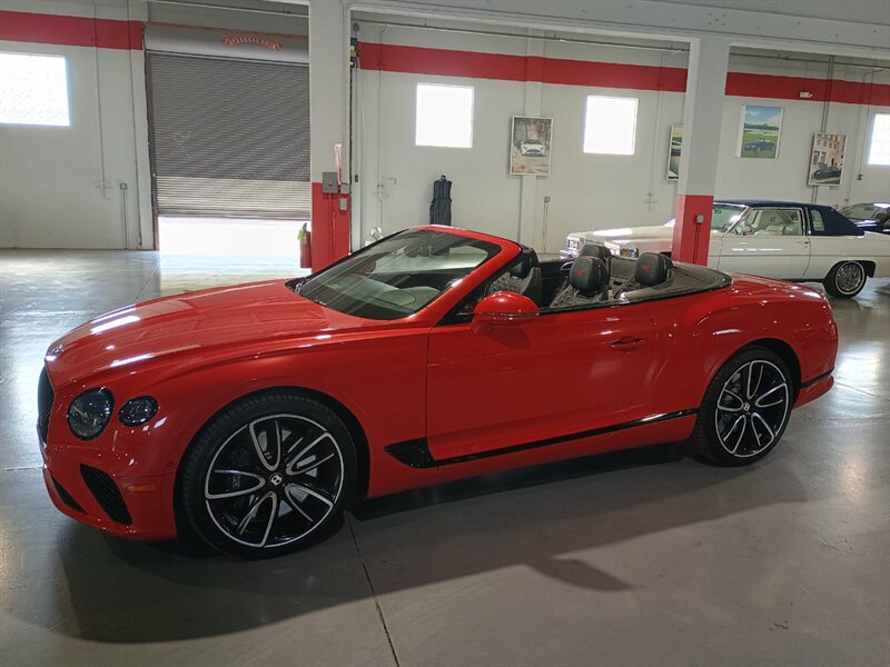 Used 2020 Bentley Continental GT AWD/4WD image 2
