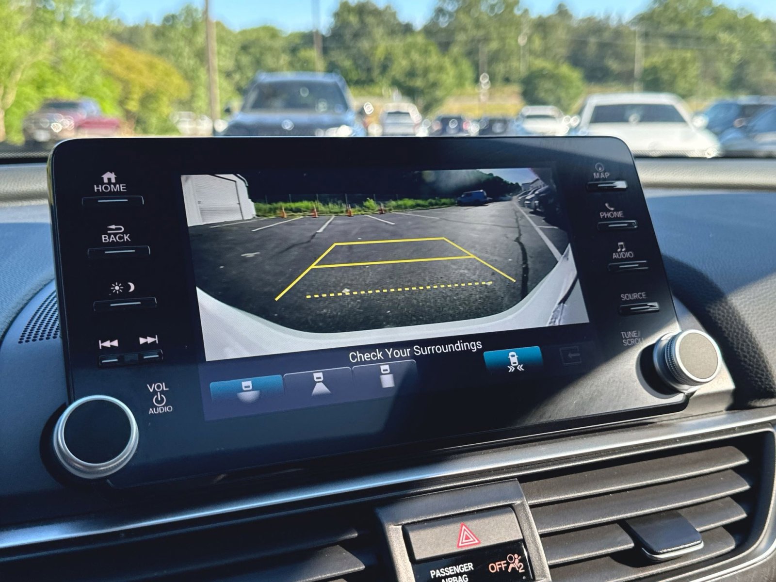 Used 2022 Honda Accord Touring image 14