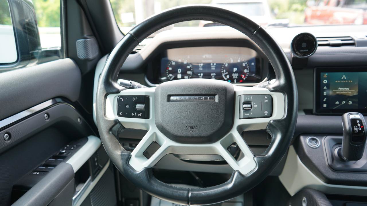 Used 2021 Land Rover Defender 110 X-Dynamic SE AWD/4WD image 65