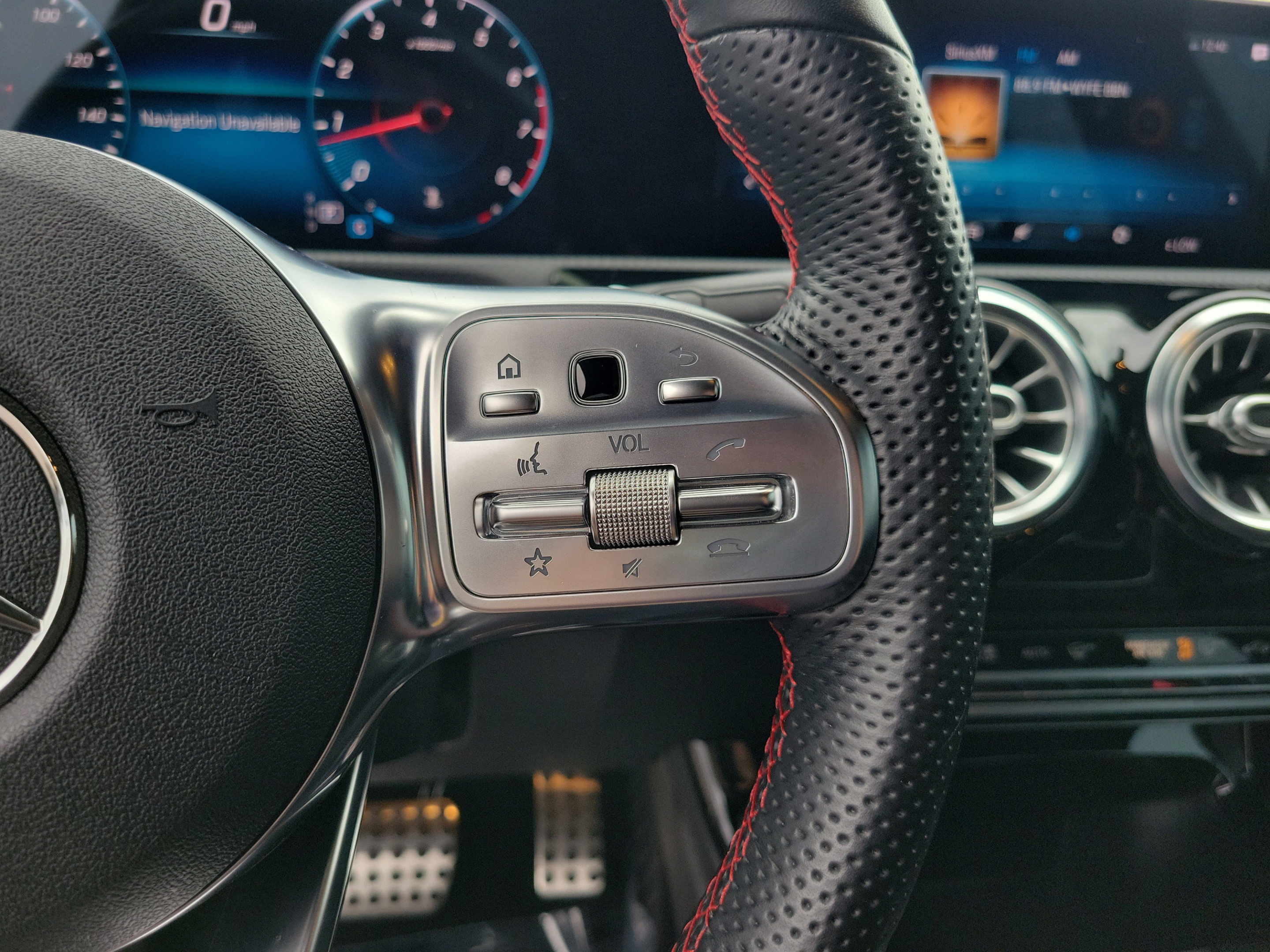 Certified 2021 Mercedes-Benz CLA 250 image 21