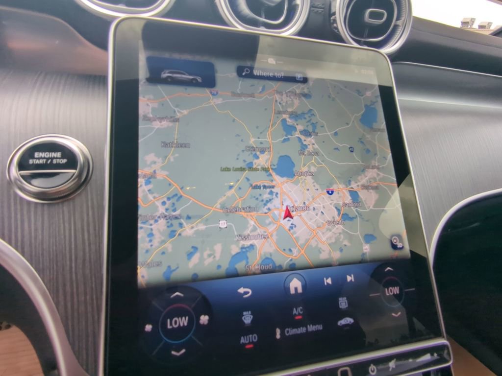 New 2025 Mercedes-Benz GLC 350e 4MATIC image 8