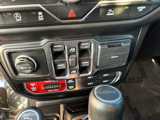 Used 2020 Jeep Gladiator Rubicon w/ Dual Top Group image 27