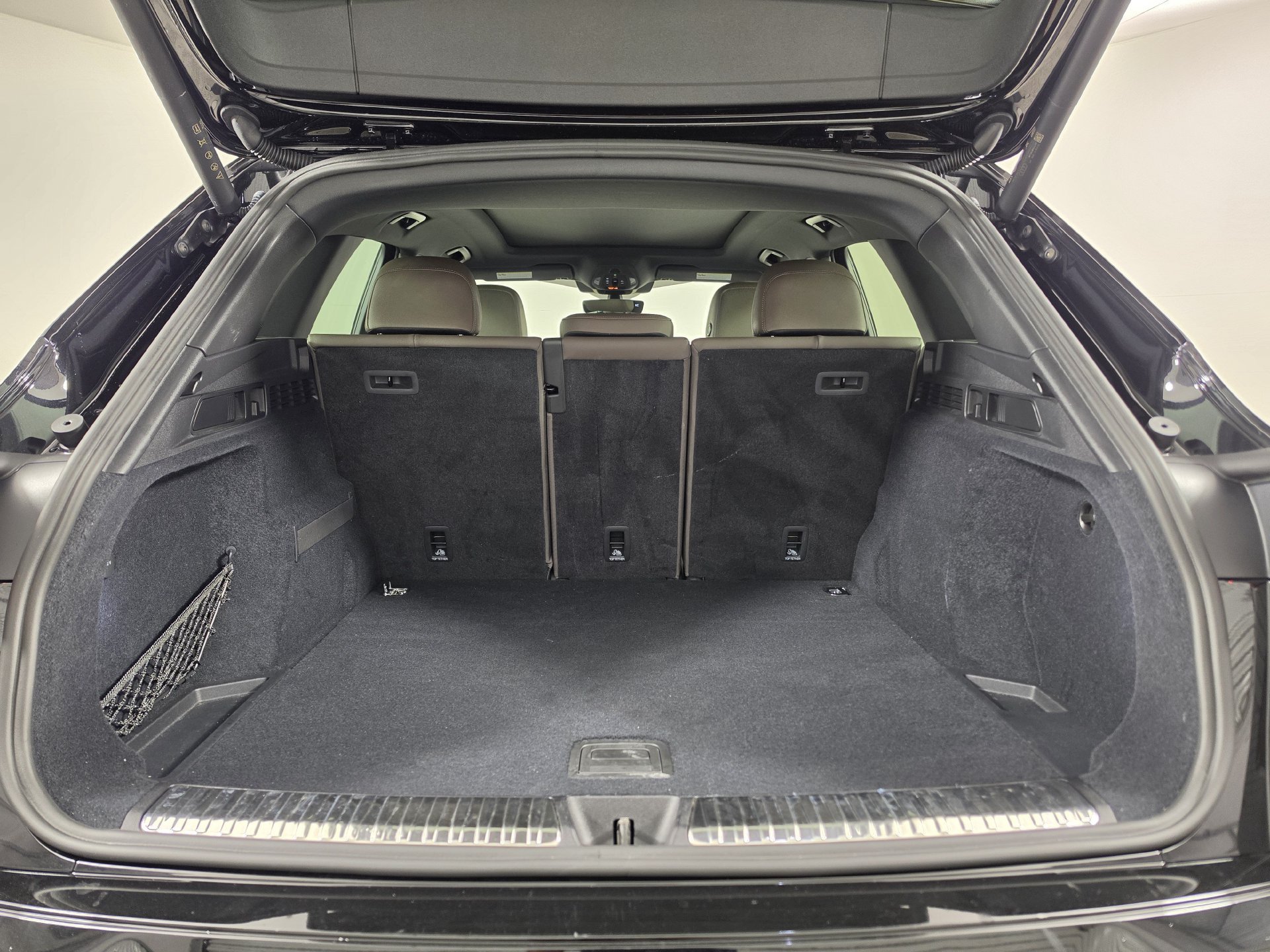 Used 2025 Audi Q5 Premium w/ Convenience Package AWD/4WD image 48