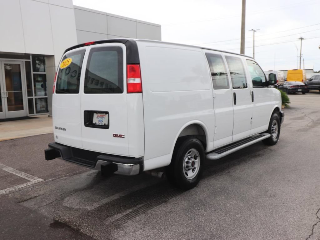 Used 2025 GMC Savana 2500 w/ Driver Convenience Package RWD image 15