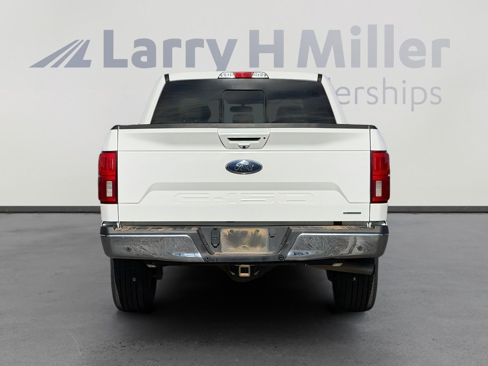 Used 2019 Ford F150 Lariat w/ Equipment Group 501A Mid image 5