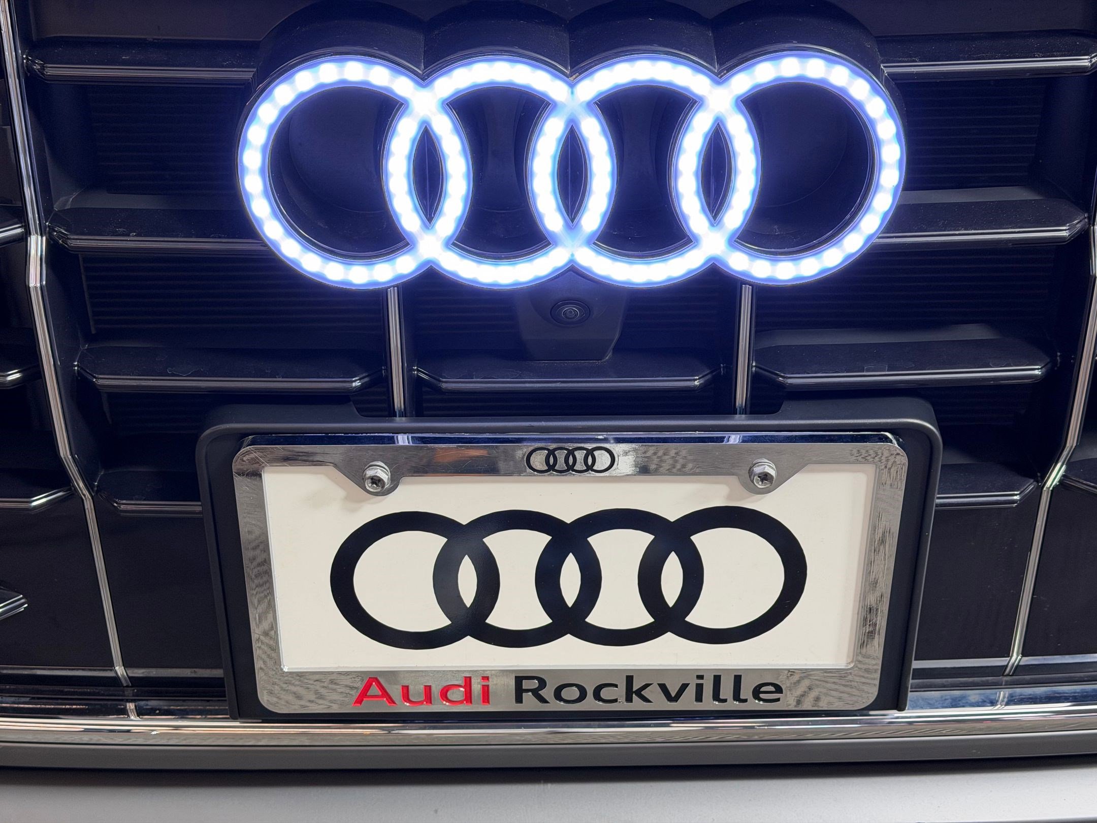 Certified 2023 Audi Q8 Premium Plus w/ Premium Plus Package AWD/4WD image 21