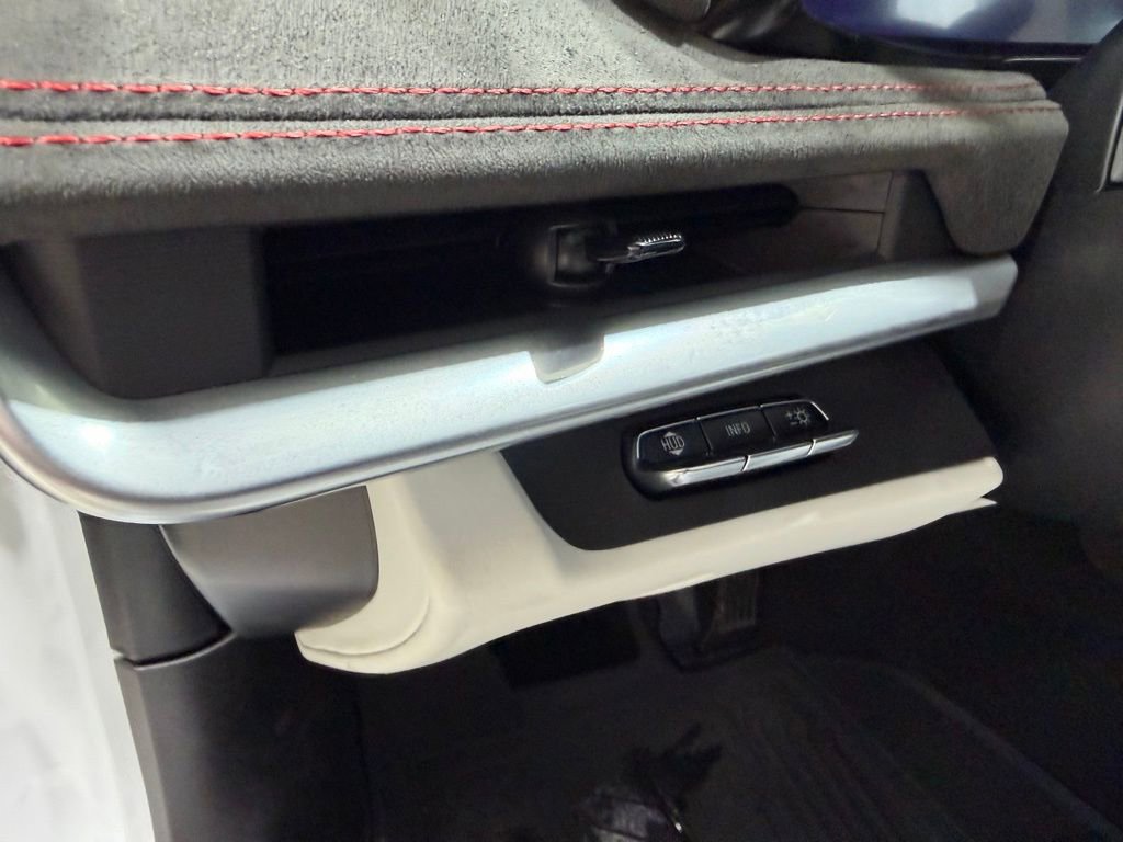 Used 2023 Chevrolet Corvette Stingray Premium Cpe image 9