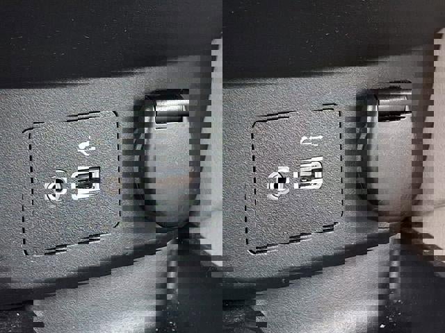 Used 2022 Nissan Rogue Sport SV w/ Technology Package image 25