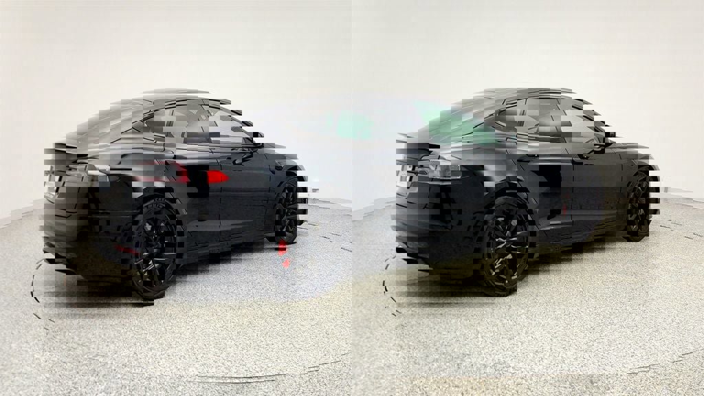 Used 2021 Tesla Model S Plaid image 5