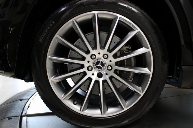 Used 2024 Mercedes-Benz GLE 350 4MATIC w/ AMG Line Exterior image 34
