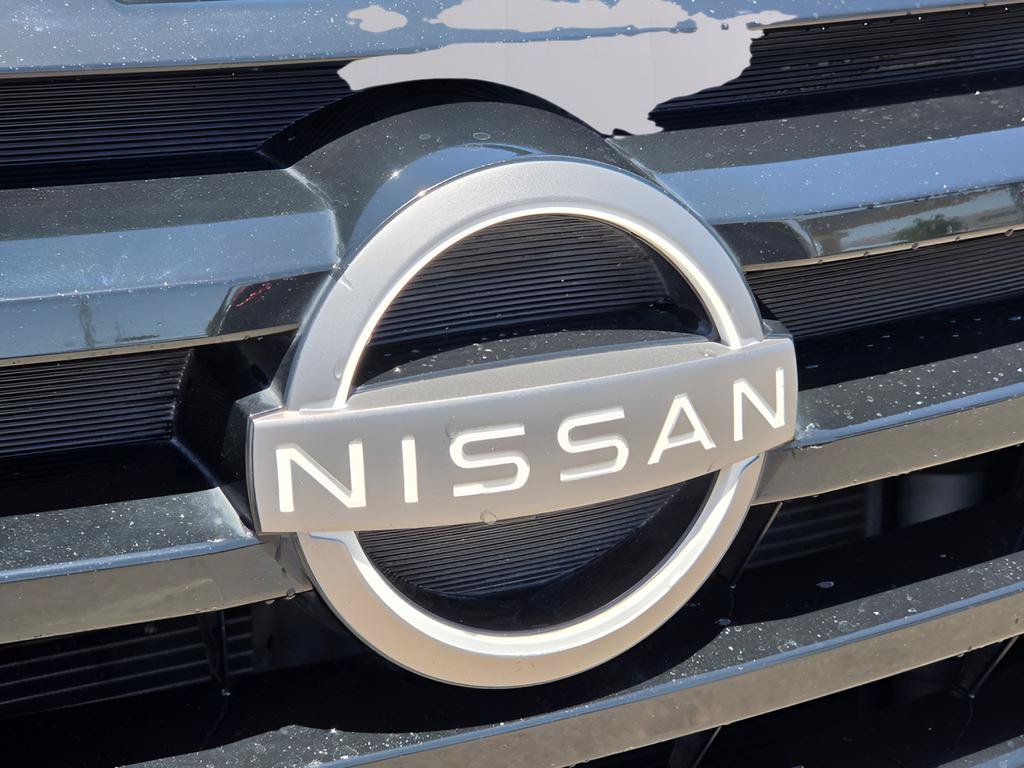 Used 2023 Nissan Pathfinder SL FWD image 11