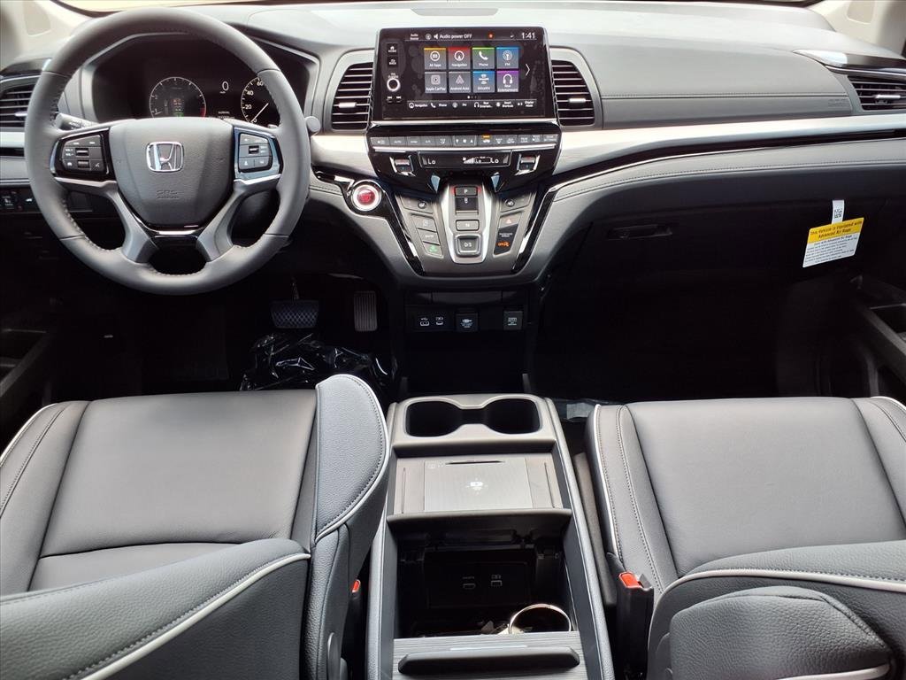 New 2026 Honda Odyssey Touring image 5