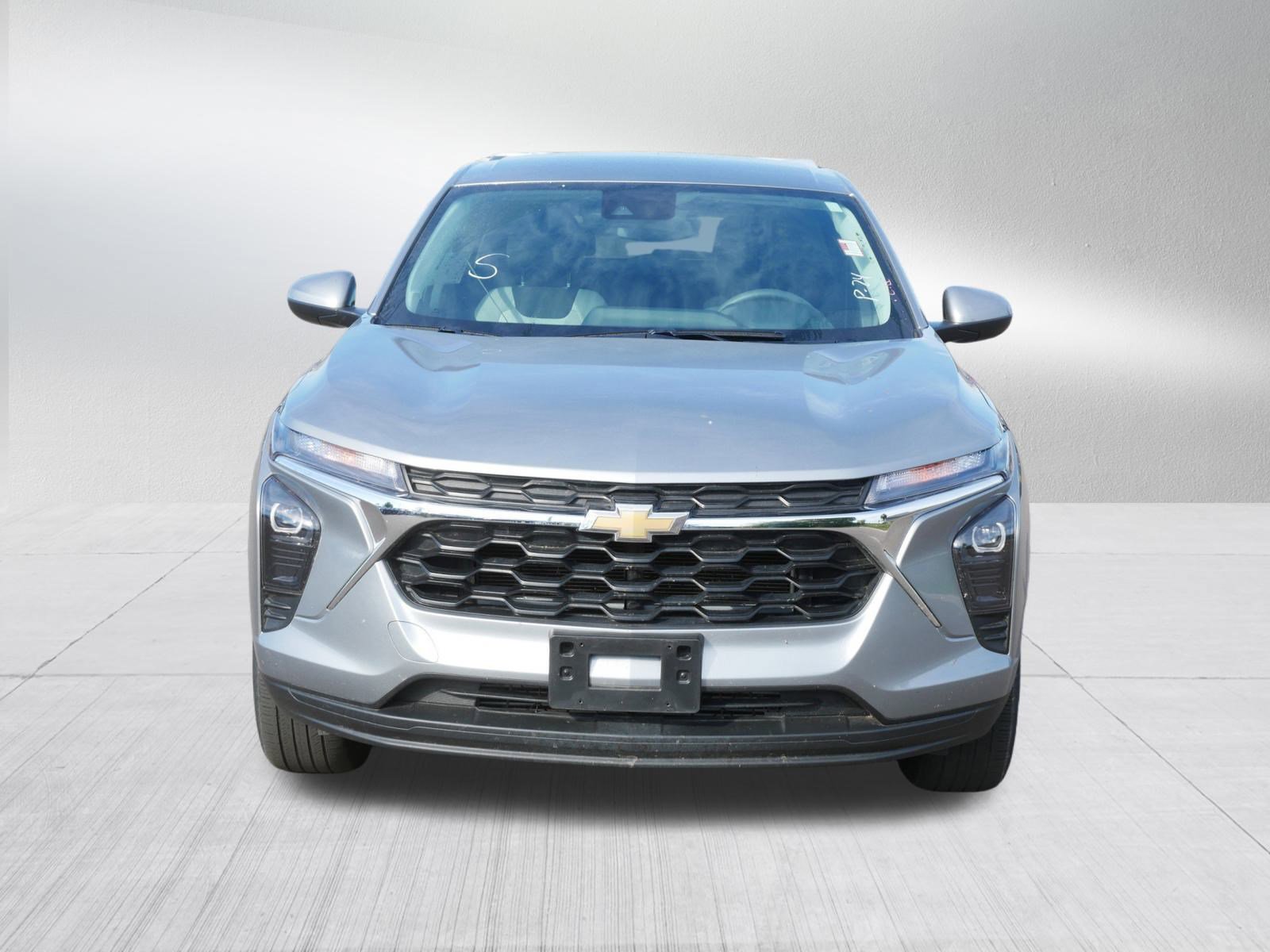 Certified 2024 Chevrolet Trax LS w/ LS Convenience Package image 2