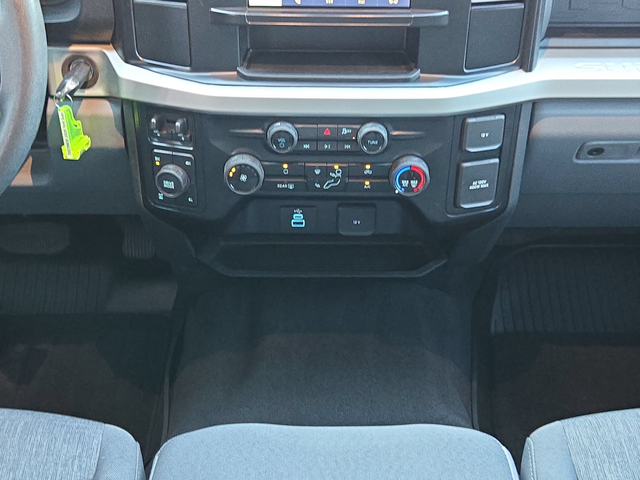 Used 2026 Ford F250 XL w/ STX Appearance Package AWD/4WD image 31