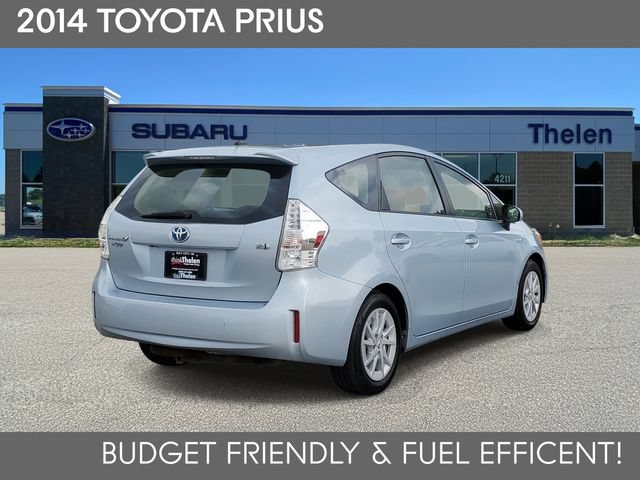 Used 2014 Toyota Prius V Three FWD image 4