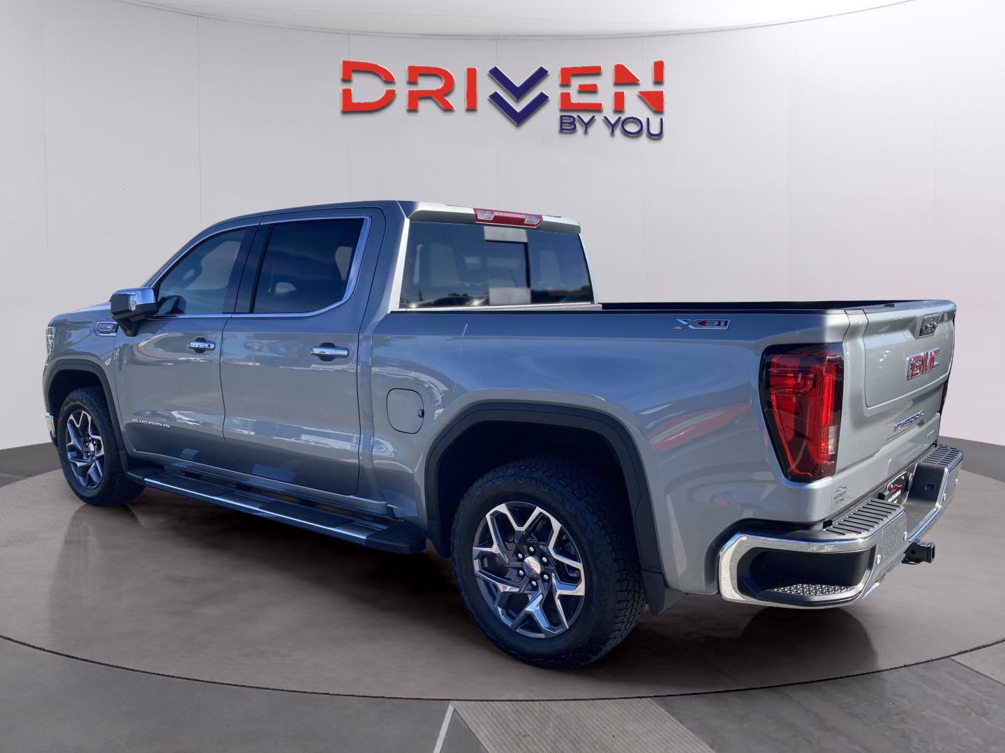 New 2026 GMC Sierra 1500 SLT w/ SLT Premium Plus Package image 3