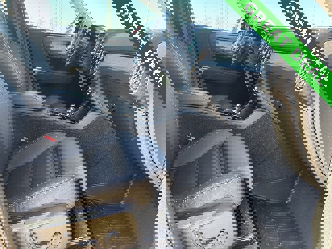 Used 2021 Volvo XC40 T5 Inscription w/ Protection Package Premier image 38