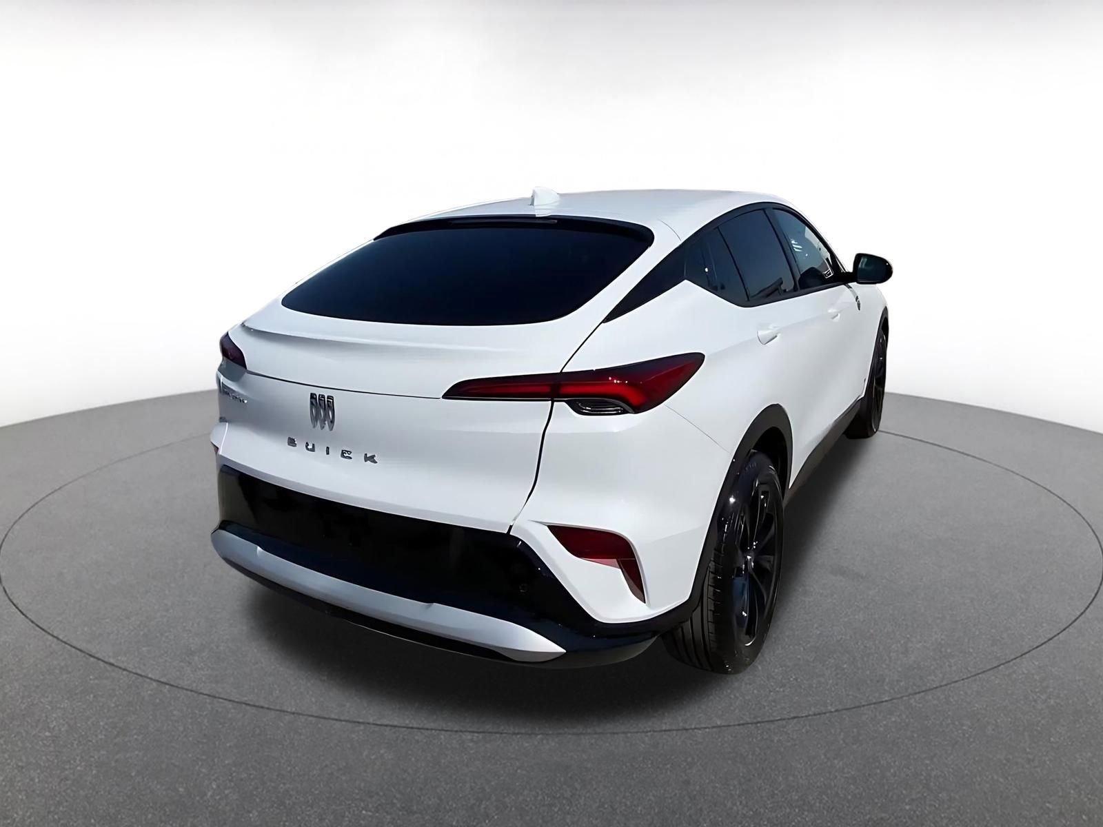 Used 2025 Buick Envista Sport Touring image 14