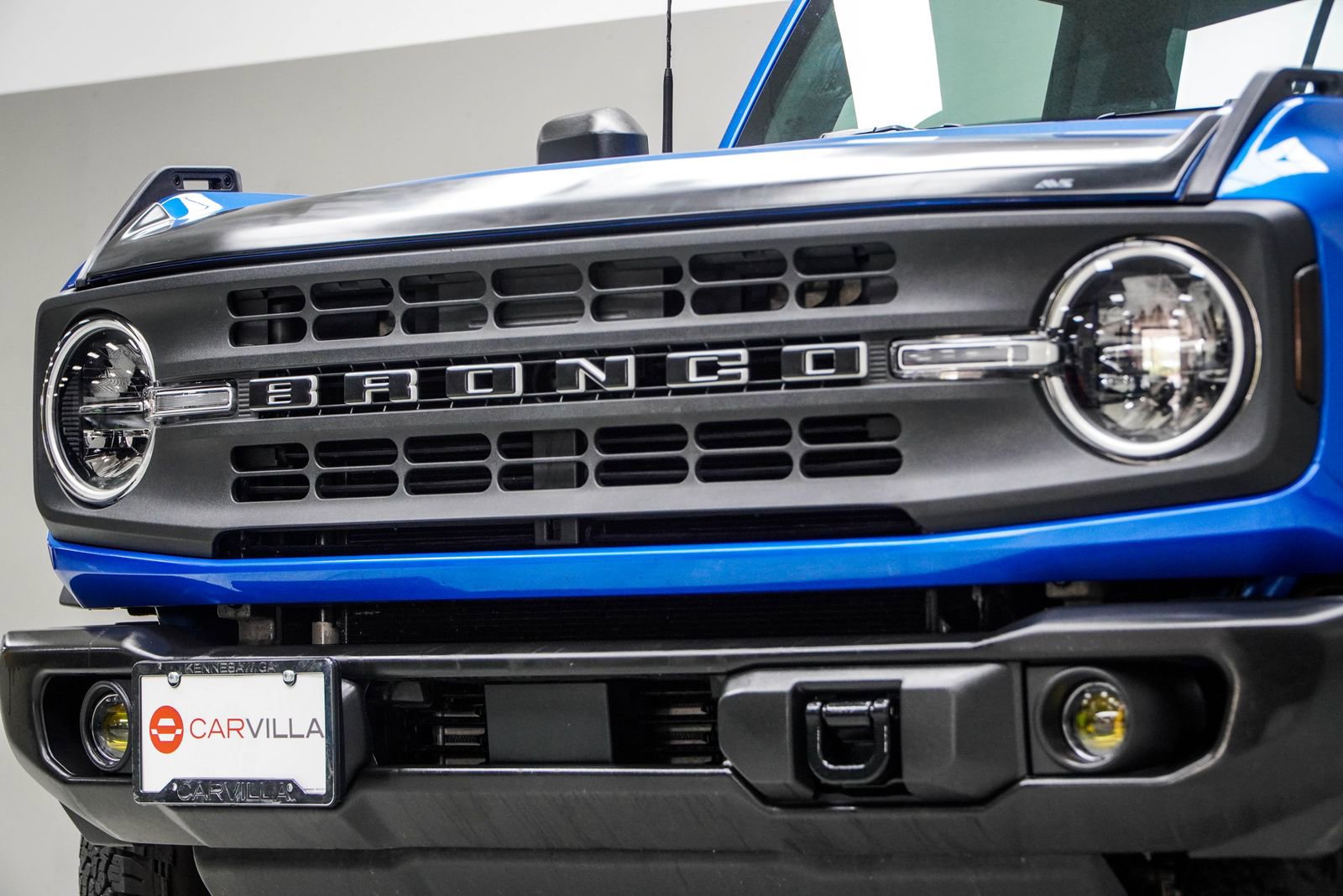 Used 2022 Ford Bronco Black Diamond image 2