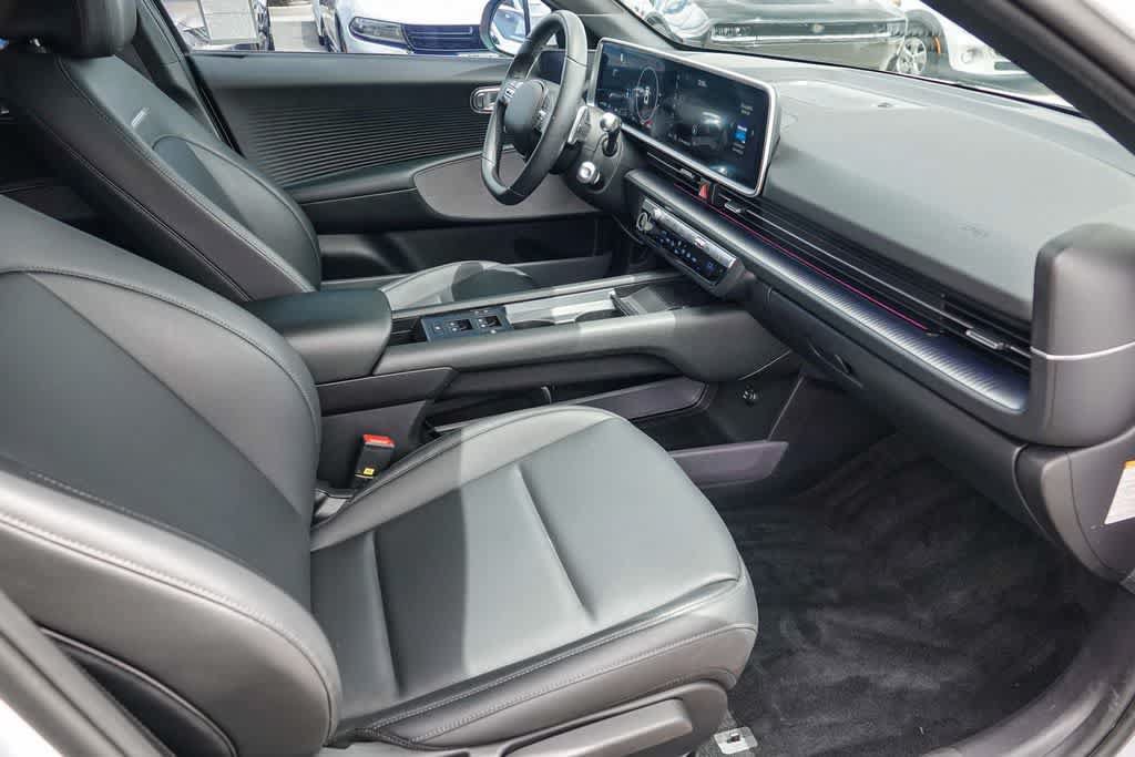 Used 2023 Hyundai Ioniq 6 SEL AWD/4WD image 15