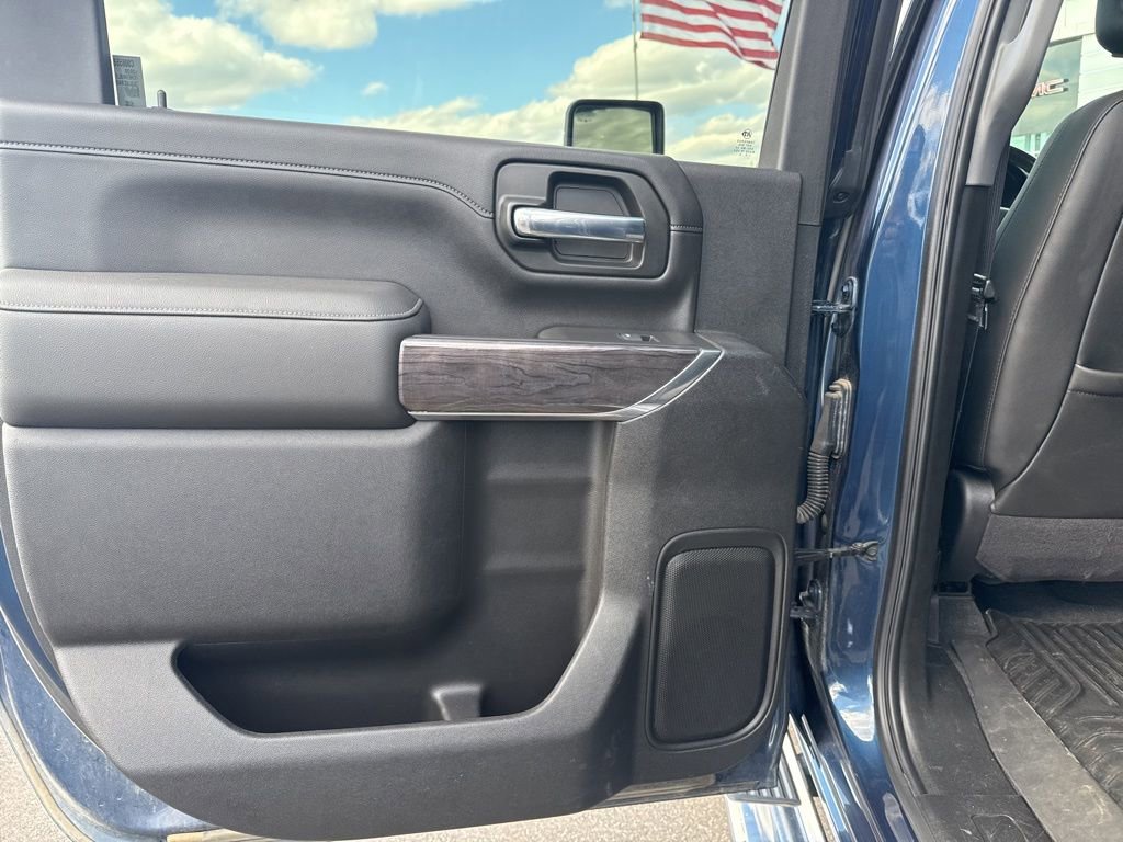 Used 2020 Chevrolet Silverado 2500 LTZ w/ LTZ Plus Package image 30