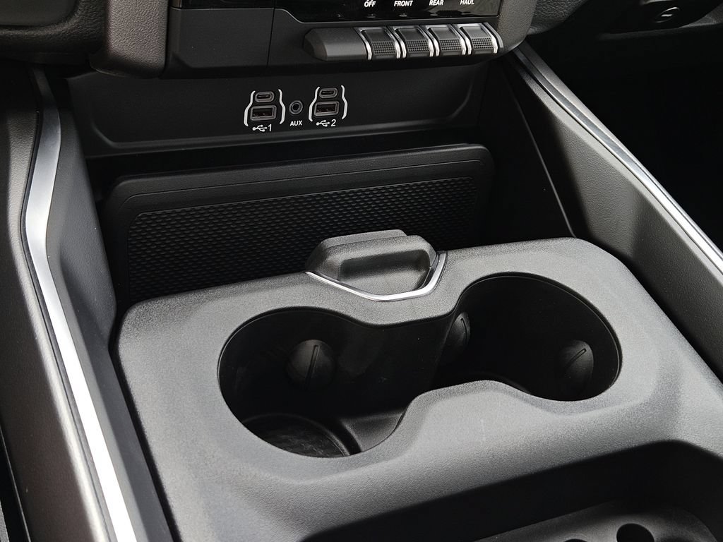 New 2026 RAM 1500 Express AWD/4WD image 20