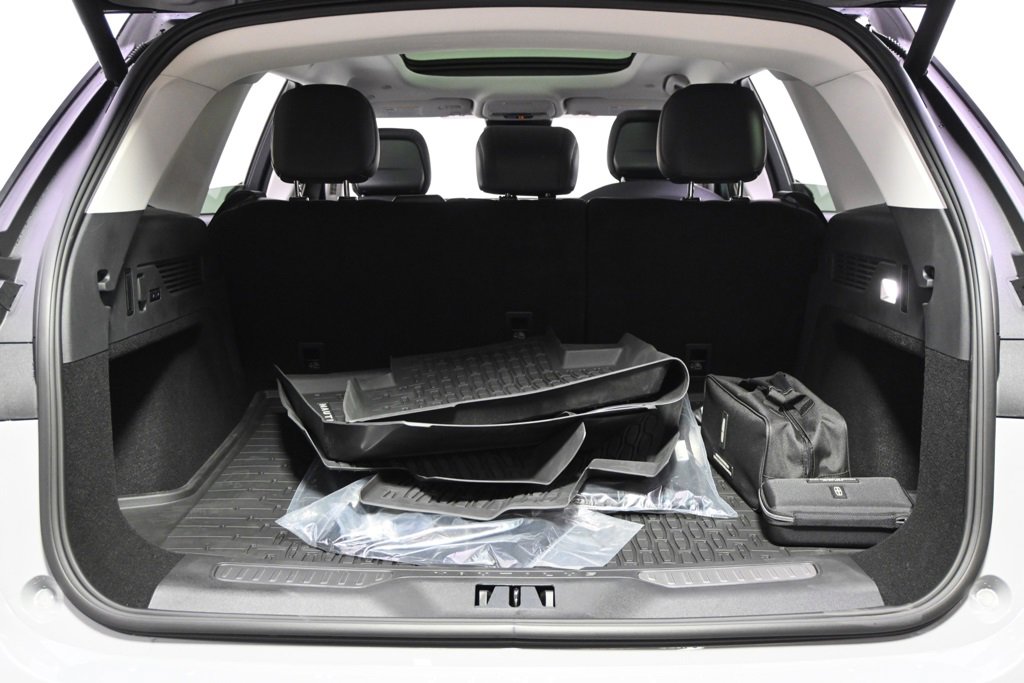 New 2026 Lincoln Nautilus Reserve w/ Jet Appearance Package image 19