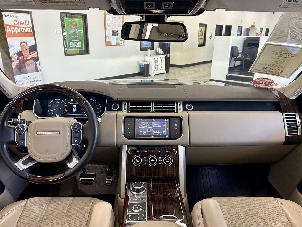 Used 2016 Land Rover Range Rover Supercharged AWD/4WD image 10