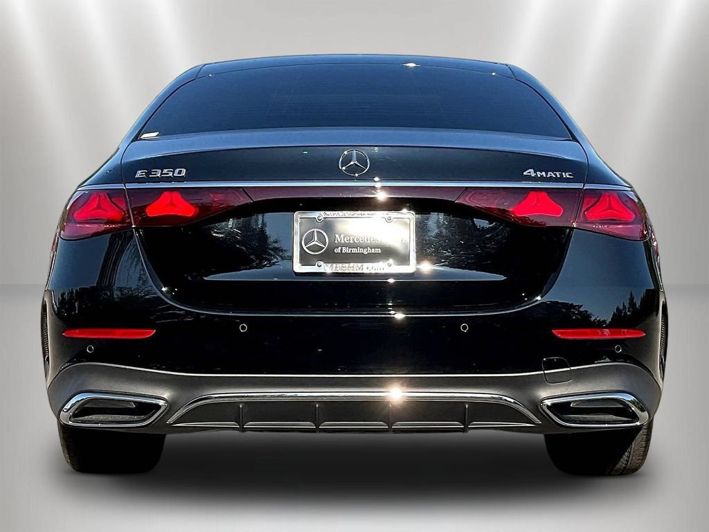 Used 2024 Mercedes-Benz E 350 4MATIC Sedan image 6