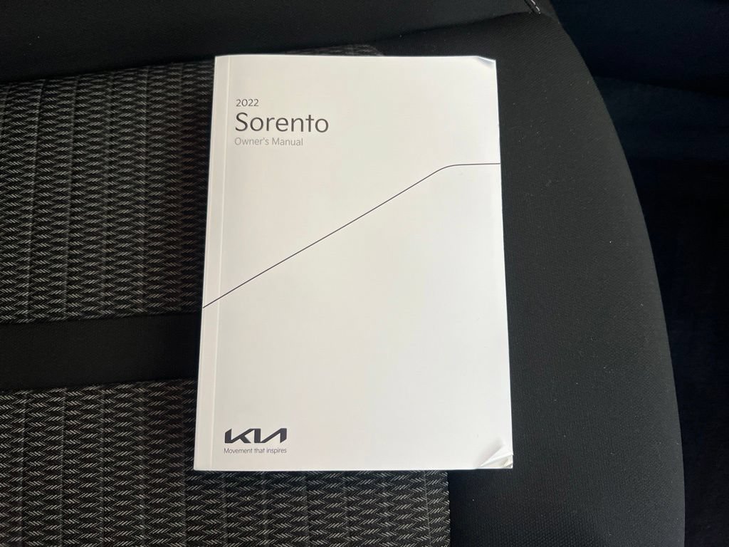 Certified 2022 Kia Sorento LX FWD image 26