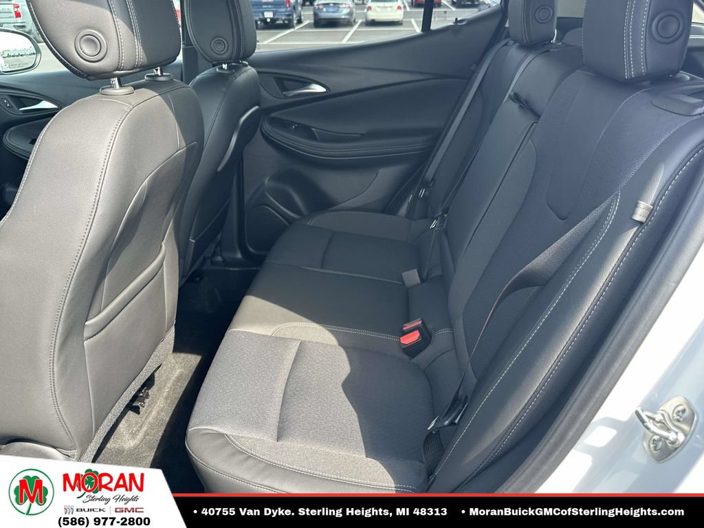 Certified 2024 Buick Encore GX Preferred w/ Comfort Package FWD image 10