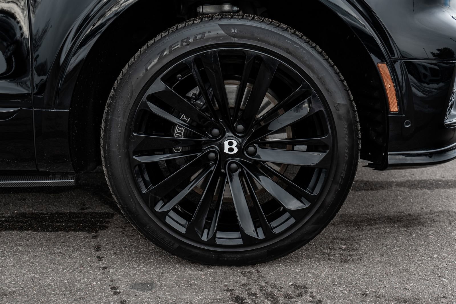 Used 2023 Bentley Bentayga Speed image 16