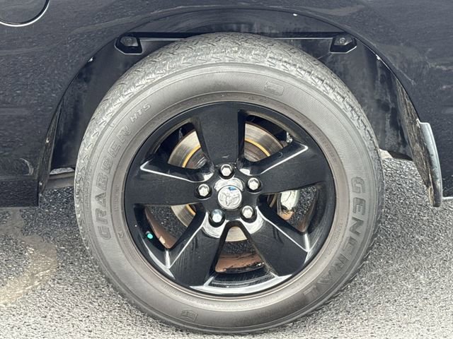 Used 2014 RAM 1500 Express image 17