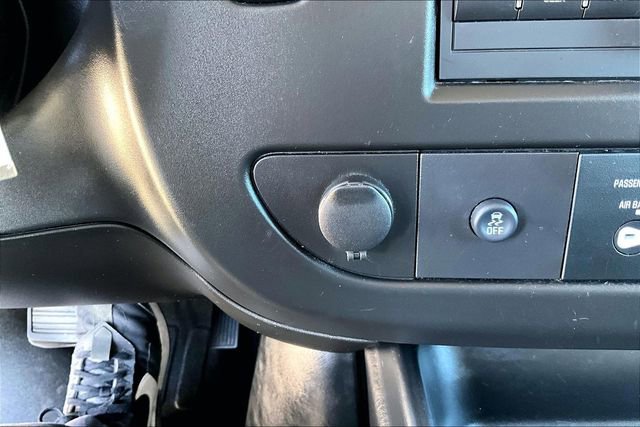 Used 2023 GMC Savana 3500 w/ Driver Convenience Package RWD image 16