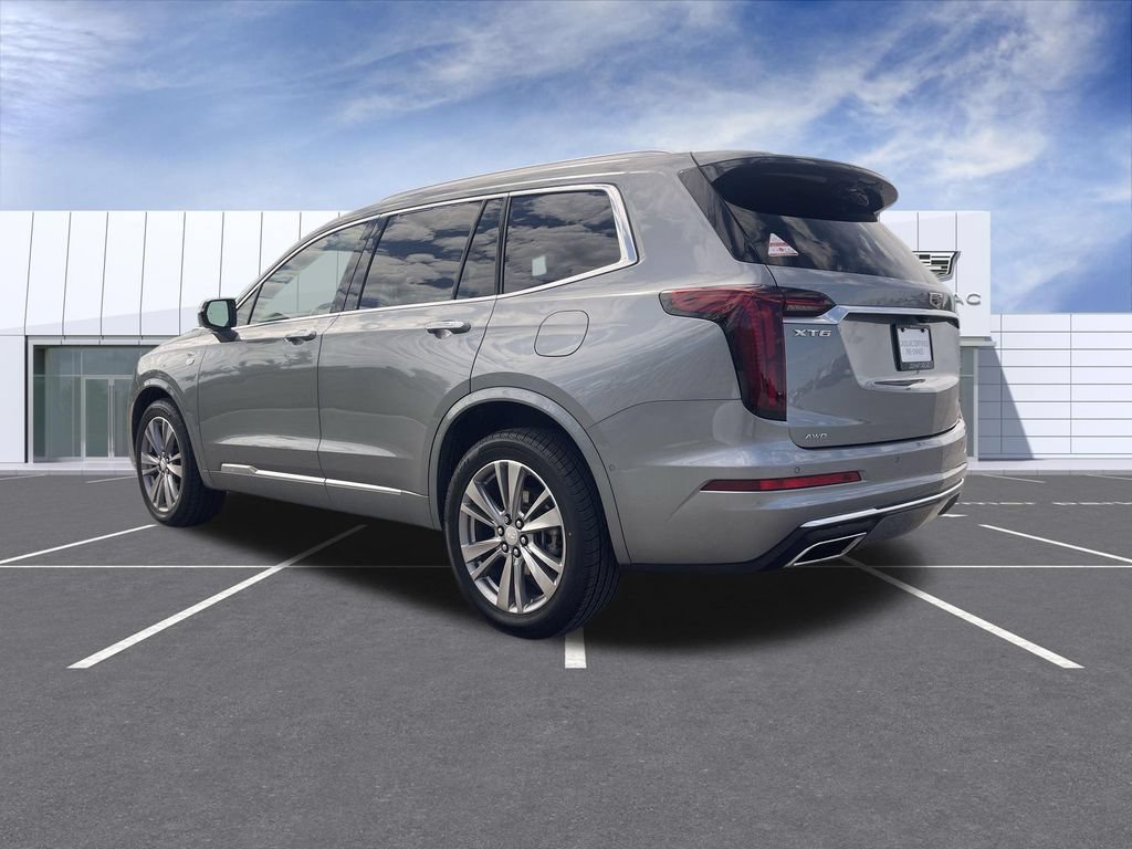 Used 2023 Cadillac XT6 Premium Luxury w/ Technology Package AWD/4WD image 6
