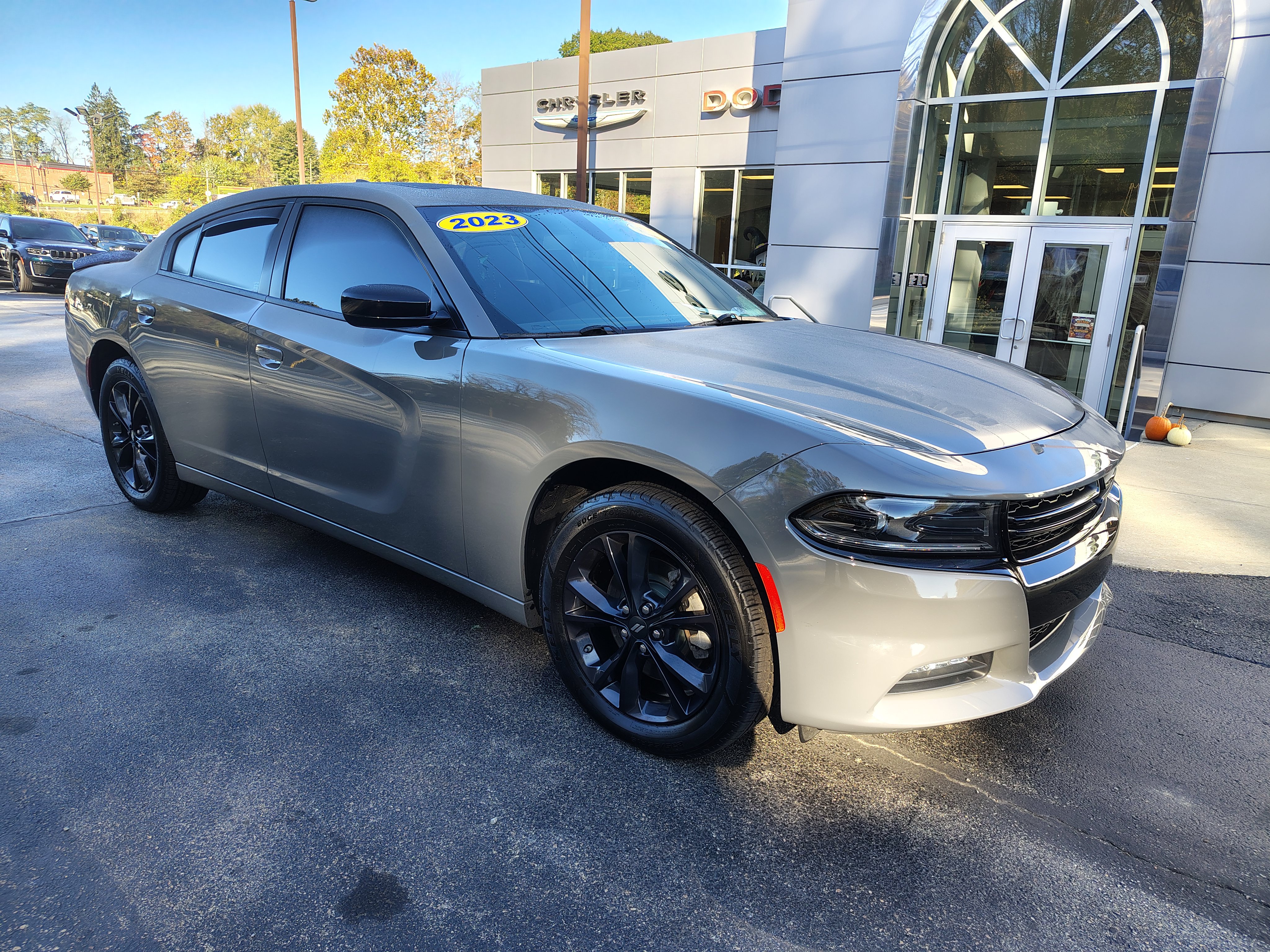Certified 2023 Dodge Charger SXT w/ Blacktop Package AWD/4WD image 2