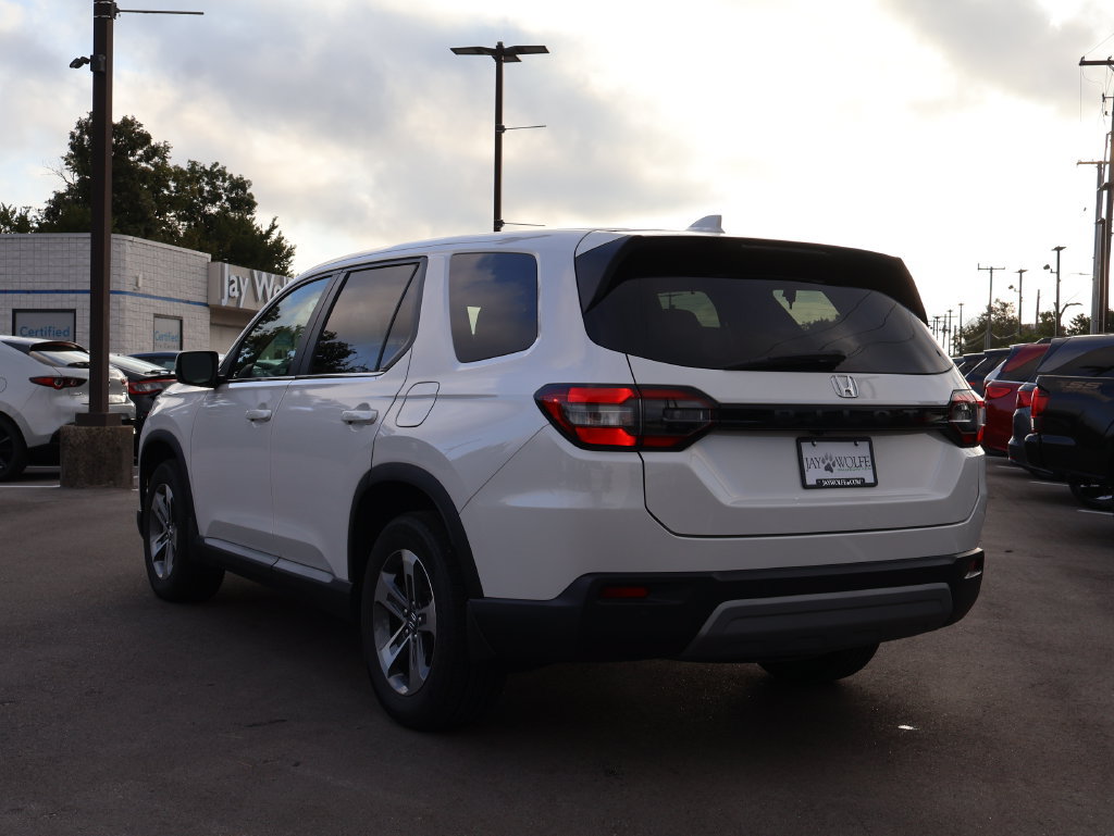 Used 2024 Honda Pilot EX-L image 5