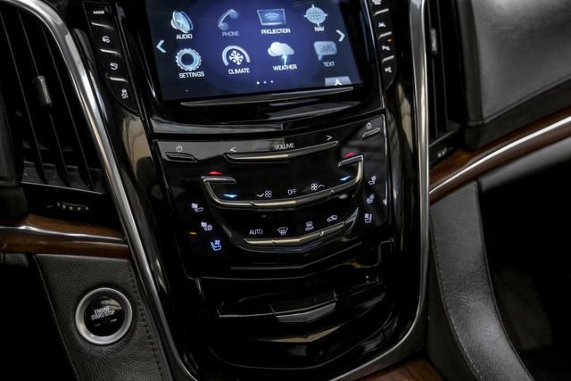 Used 2018 Cadillac Escalade Luxury RWD image 34