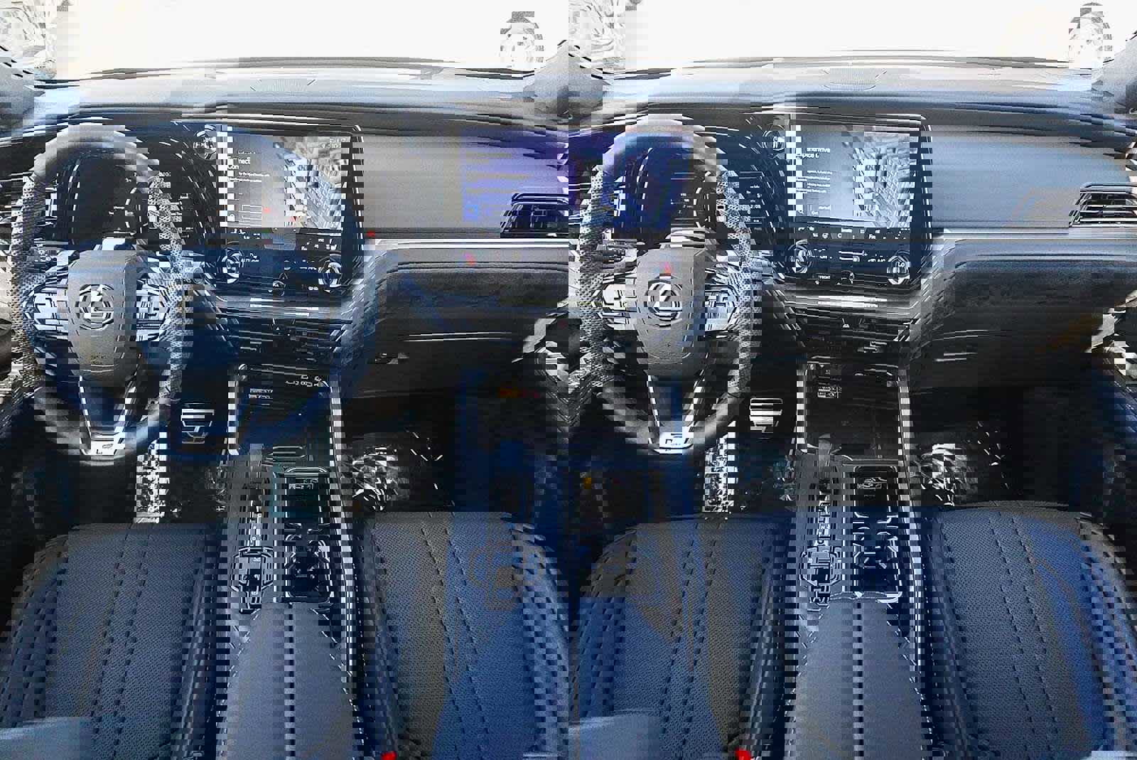 New 2026 Lexus TX 500h AWD image 12