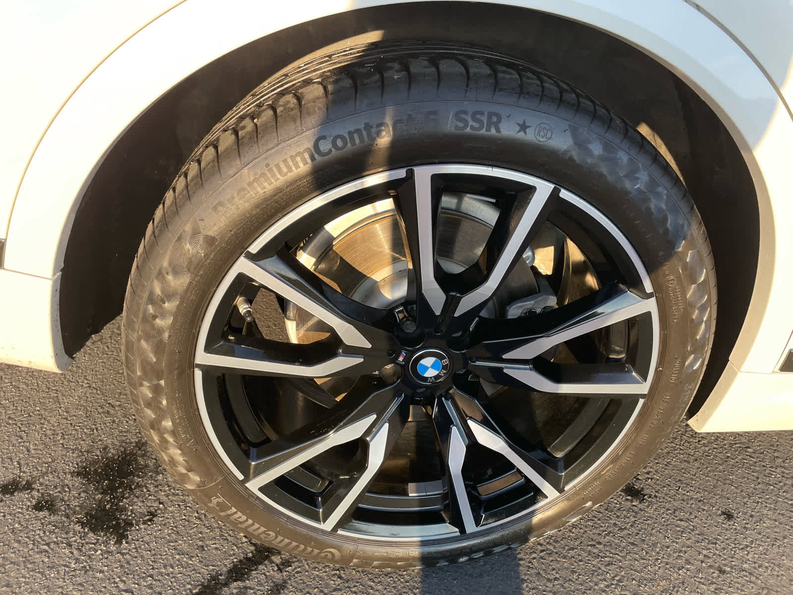 Used 2019 BMW X7 xDrive50i w/ M Sport Package image 24