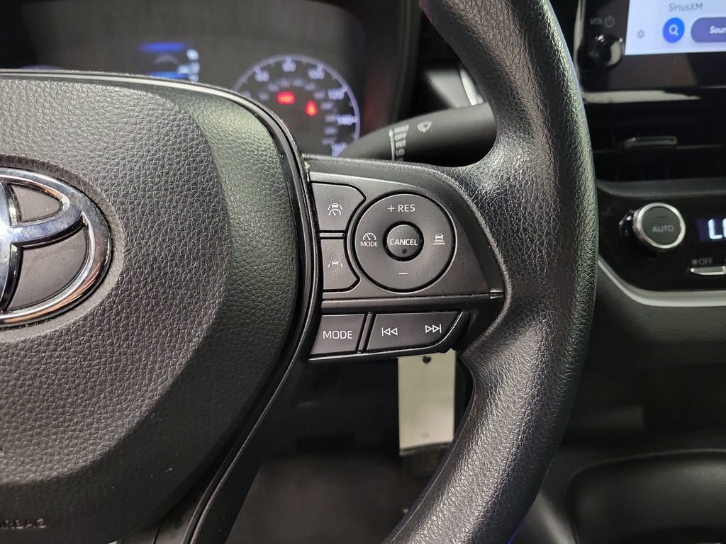 Used 2024 Toyota Corolla LE FWD image 23