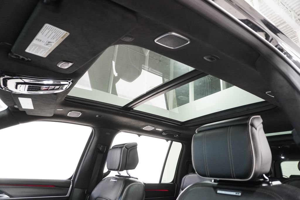 Certified 2024 Jeep Grand Wagoneer L Series II w/ Quick Order Packagew 28T image 9