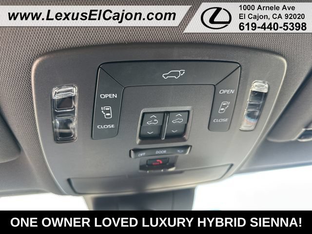 Used 2021 Toyota Sienna XSE w/ XSE Plus Package FWD image 9