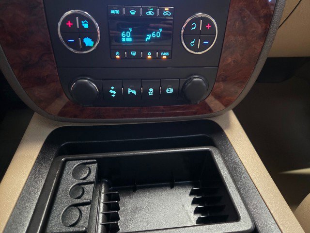 Used 2013 Chevrolet Silverado 2500 LTZ w/ LTZ Plus Package image 53