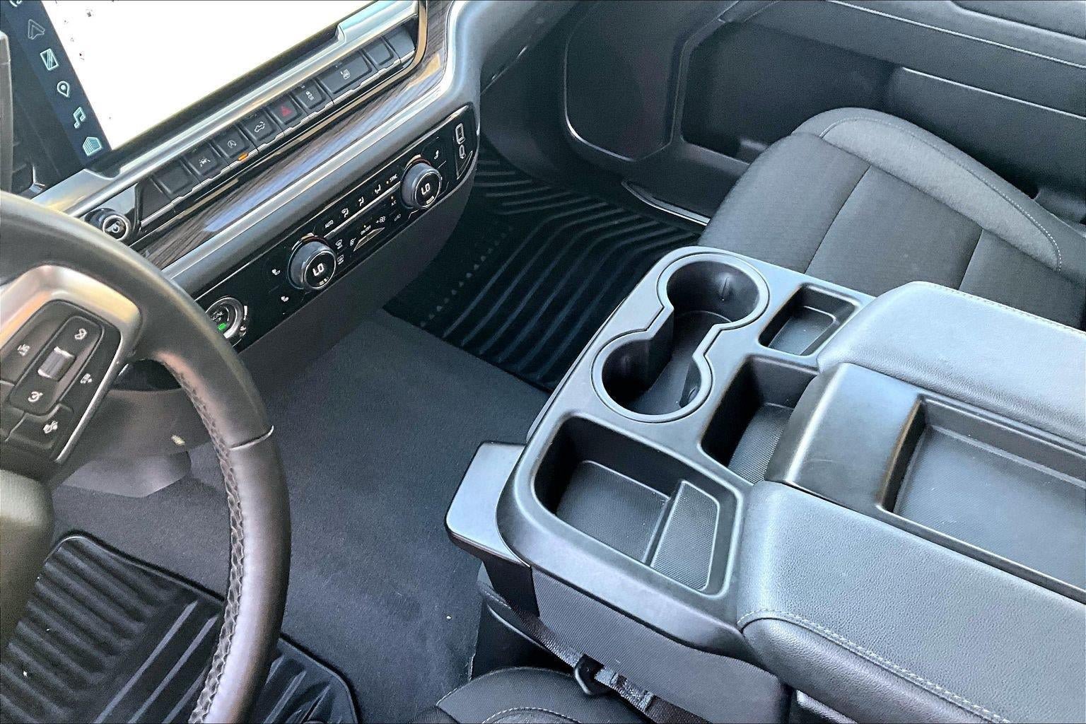 Used 2024 Chevrolet Silverado 1500 LT AWD/4WD image 15