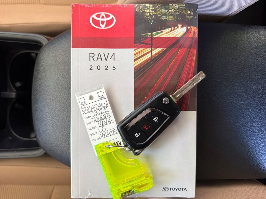 Used 2025 Toyota RAV4 LE FWD image 34