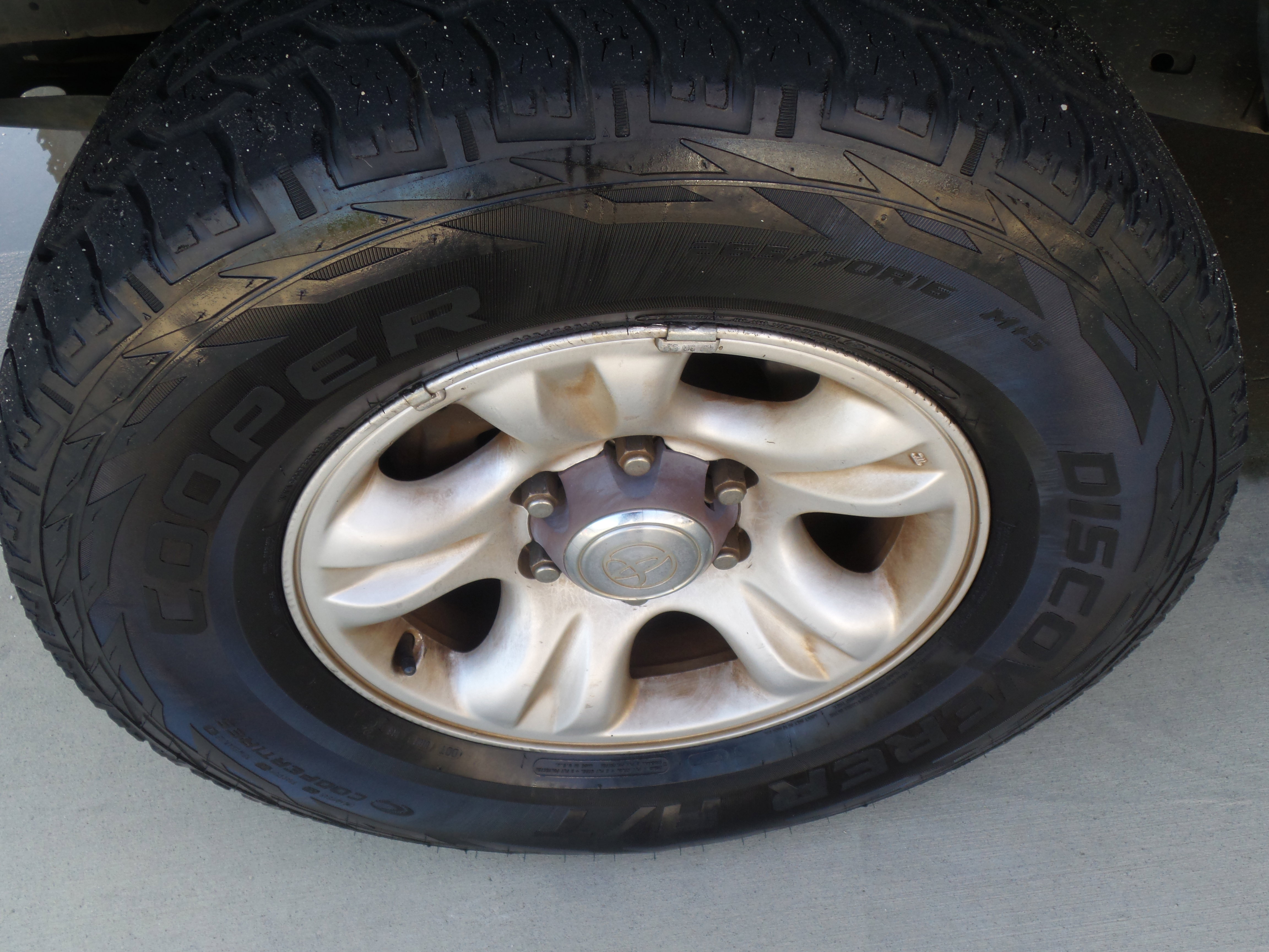 Used 2001 Toyota 4Runner SR5 image 14