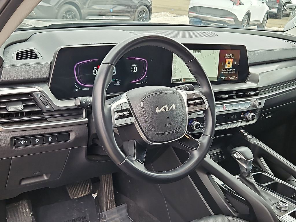 Certified 2024 Kia Telluride S image 26